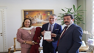 KANADA'NIN ANKARA BÜYÜKELÇİSİ CHRİSTOPHER JOHN COOTER, VALİ ORHAN TAVLI'YI ZİYARET ETTİ