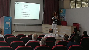 MESLEK DANIŞMANLARINDAN ÖĞRETMENLERE ENDÜSTRİ 4.0 VE İŞKUR TANITIM SEMİNERİ VERİLDİ