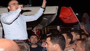 TURAN: "15 TEMMUZ, ASKERİ BİR DARBE TEŞEBBÜSÜ OLMANIN ÖTESİNDE KANLI BİR İŞGAL GİRİŞİMİYDİ"