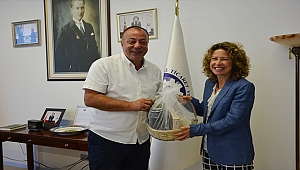 YUNANİSTAN İSTANBUL BAŞKONSOLOSU GEORGINA SOULTANAPOULO ÇTSO YÖNETİM KURULUNU ZİYARET ETTİ