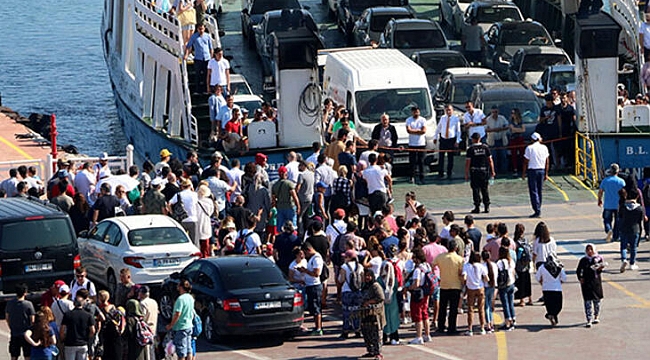 BAYRAM DÖNÜŞ YOĞUNLUĞU BAŞLADI