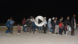 ÇANAKKALE'DE 1 GÜNDE 320 MÜLTECİ YAKALANDI
