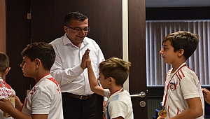 ÇANSPOR'UN MİNİKLERİ ŞAMPİYON OLDU