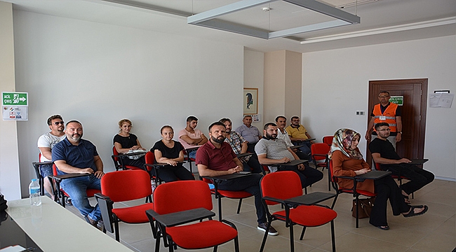 EMLAK SEKTÖRÜNE YÖNELİK MESLEKİ YETERLİLİK SINAVLARI GERÇEKLEŞTİRDİ