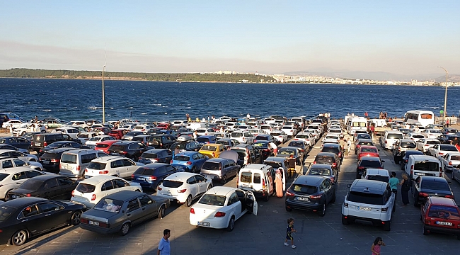 GEMİ TRAFİĞİ DEVAM EDİYOR!