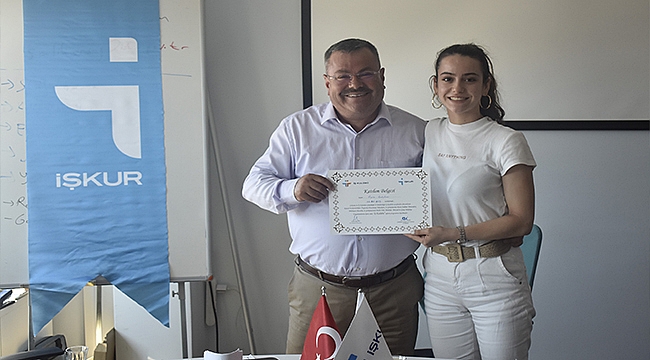GENÇLİK VE SPOR İL MÜDÜRLÜĞÜ'NDE GÖREVLİ ÖĞRENCİLERE İŞ KULÜBÜ EĞİTİMİ VERİLDİ