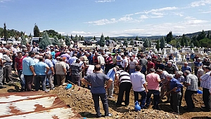 KAZADA ÖLENLER TOPRAĞA VERİLDİ