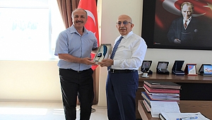 NEW YORK TİRAN ÜNİVERSİTESİ REKTÖRÜ PROF. DR. İSMAİL KOCAYUSUFOĞLU'NDAN REKTÖR MURAT'A ZİYARET