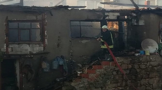 AHŞAP EV ALEV ALEV YANDI!