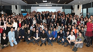 ANADOLU VAKFI, BURS PROGRAMI İLE GENÇLERE DESTEK VERMEYE DEVAM EDİYOR