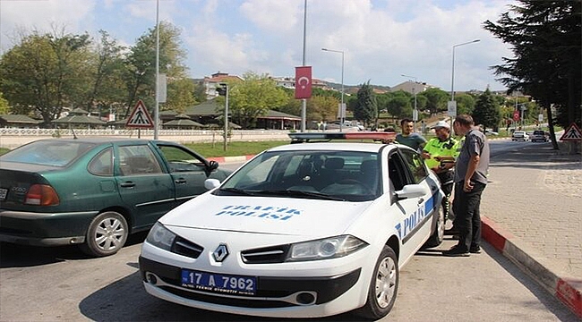 ÇAN'DA TRAFİK EKİPLERİ DENETİMLERİNİ SIKLAŞTIRDI