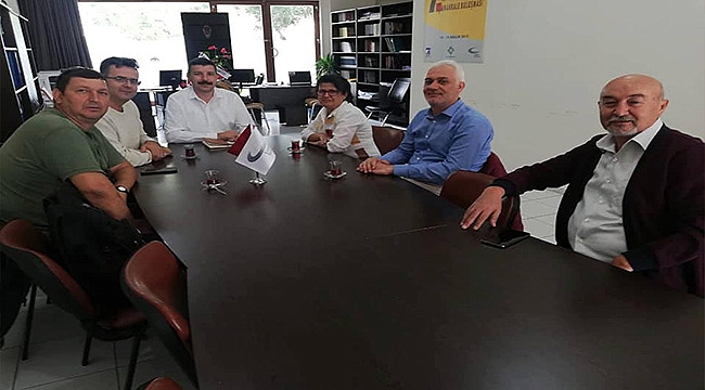 EYT'LİLER KENT KONSEYİNİ ZİYARET ETTİ