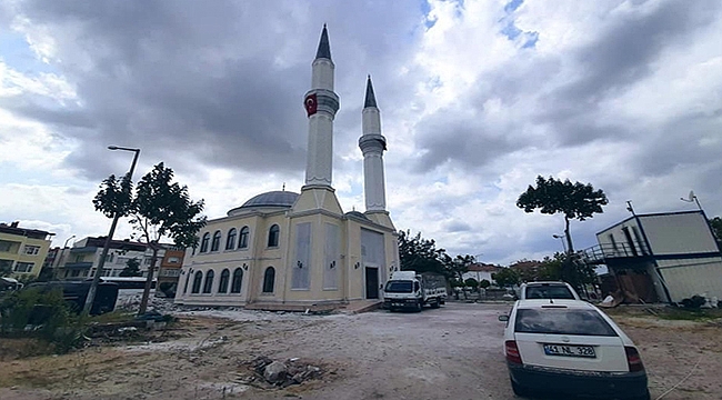 LAPSEKİ ŞEHİTLER CAMİİ TAMAMLANIYOR