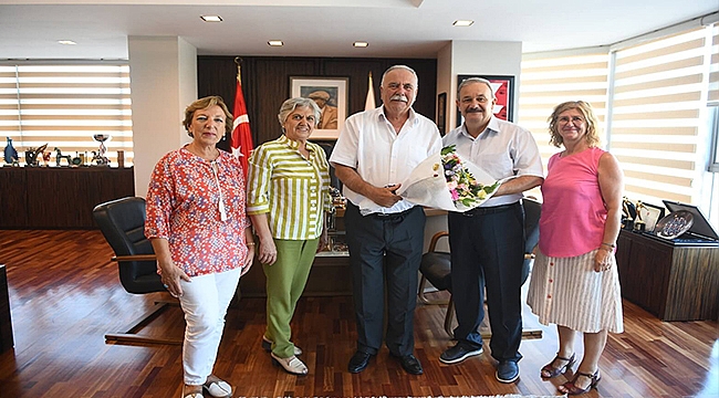 MERKEZ ORTAOKULU GÖNÜLLÜLERİ'DEN BAŞKAN GÖKHAN'A ZİYARET