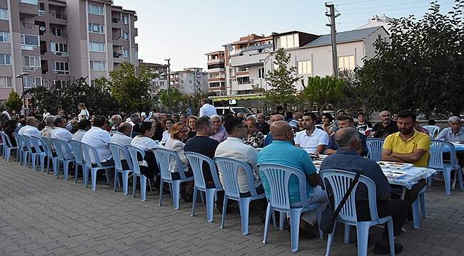 MUHARREM ORUCUNU HEP BERABER AÇTILAR