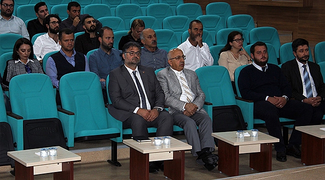 AYVACIK MYO AKADEMİK KURUL TOPLANTISI REKTÖR PROF. DR. SEDAT MURAT'IN KATILIMIYLA GERÇEKLEŞTİRİLDİ