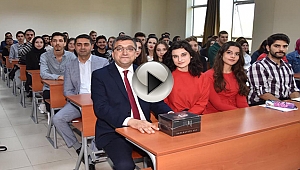 BAŞKAN ÖZ'DEN ÜNİVERSİTEDE HALKLA İLİŞKİLER DERSİ