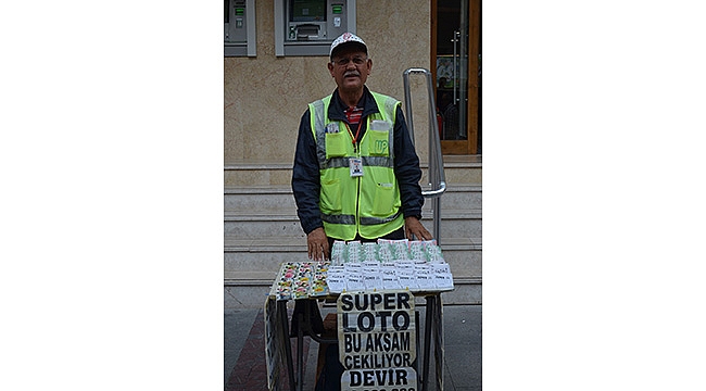 BİR GÜNLÜK GELİRİNİ MEHMETÇİK VAKFI'NA BAĞIŞLAYACAK