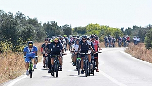 ÇABİP VE PEBİP'TEN ŞEHİTLERE SAYGI TURU