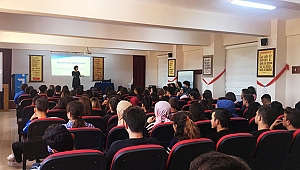 ÇANAKKALE İŞKUR, 200 ÖĞRENCİYE MESLEK SEÇİMİNİN ÖNEMİNİ ANLATTI