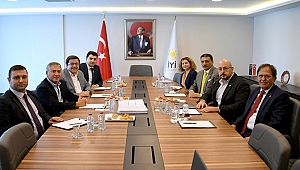 CHP VE İYİ PARTİ HEYETLERİ BİR ARAYA GELDİ