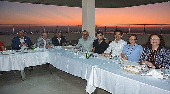 ÇTSO YÖNETİM KURULU VE PERSONELİ VOLEYBOL TAKIMI İLE BİRARAYA GELDİ