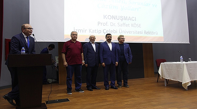 GÜNÜMÜZ AİLESİ, SORUNLAR VE ÇÖZÜM YOLLARI KONFERANSI YAPILDI