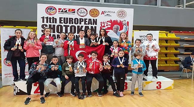 BİGA BELEDİYESİ KARATE SPORCULARI GÖĞSÜMÜZÜ KABARTTI