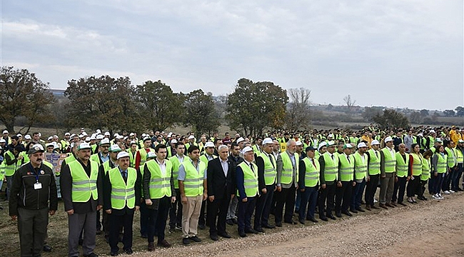 BİGA BELEDİYESİ SINIRLARI İÇİNDE 21 BİN FİDAN DİKİLDİ