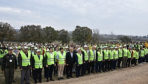 BİGA BELEDİYESİ SINIRLARI İÇİNDE 21 BİN FİDAN DİKİLDİ