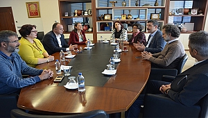 ÇANAKKALE KENT KONSEYİ YÖNETİMİNDEN SELÇUK SEMİZOĞLU'NA ZİYARET