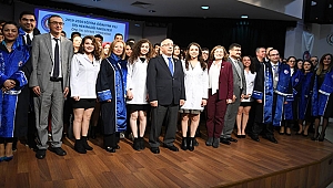 DİŞ HEKİMLİĞİ FAKÜLTESİ ÖNLÜK GİYME TÖRENİ GERÇEKLEŞTİRİLDİ