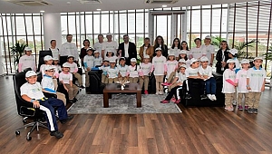 EKO OKUL TİMİNDEN BAŞKAN ERDOĞAN'A ANLAMLI ZİYARET