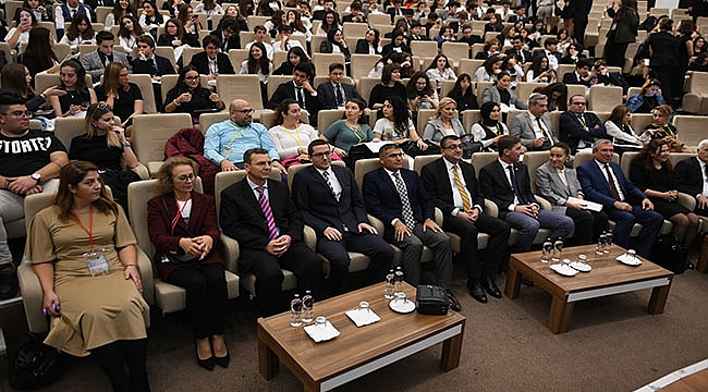 TROYMUN'DA LİSE ÖĞRENCİLERİ BULUŞTU