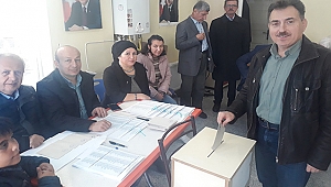 AK PARTİDE COŞKULU SEÇİM