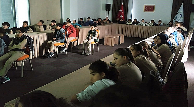 AKİF VE TROYA BELGESELİ TÜM OKULLARDA GÖSTERİMDE