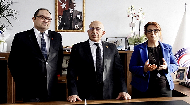 BİGA UYGULAMALI BİLİMLER FAKÜLTESİ DEVİR TESLİM TÖRENİ GERÇEKLEŞTİRİLDİ