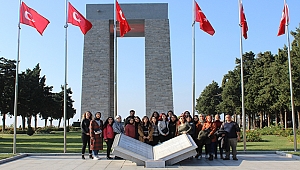 BİRİNCİ SINIF ÖĞRENCİLERİNE YÖNELİK ŞEHİTLİK ZİYARETLERİ PROJESİ DEVAM EDİYOR