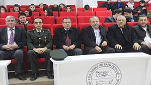 ÇAN'DA 'AKİF' BELGESELİ GÖSTERİLDİ