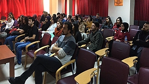 ÇOMÜ HİT, ÜYELERİNE MÜLAKAT EĞİTİMİ DÜZENLEDİ