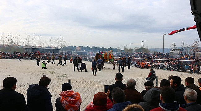 KEPEZ'DE DEVE GÜREŞİ COŞKUSU YAŞANDI