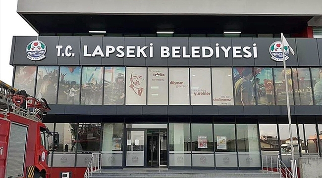 LAPSEKİ BELEDİYESİ'NE 'T.C.' EKLENDİ