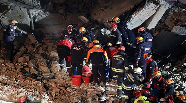 39 CANIMIZI YİTİRDİĞİMİZ ELAZIĞ'DA 948 ARTÇI DEPREM MEYDANA GELDİ!