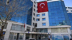 ÇANAKKALE'DEN TÜRK BAYRAKLI YANIT