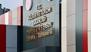 İSKENDEROĞLU ÇANAKKALE'NİN HEYECANLA BEKLEDİĞİ KÜTÜPHANEDE İNCELEMELERDE BULUNDU