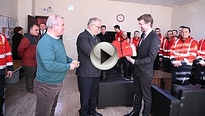 LUCAS ROBSON'DAN İTFAİYECİLERE TEŞEKKÜR ZİYARETİ