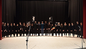  "ÖLMEZDEN GELEMEYENLER" OYUNU İZLEYİCİYLE BULUŞTU