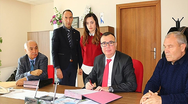 PERSONELLERİN SÖZLEŞMELERİ YENİLENDİ