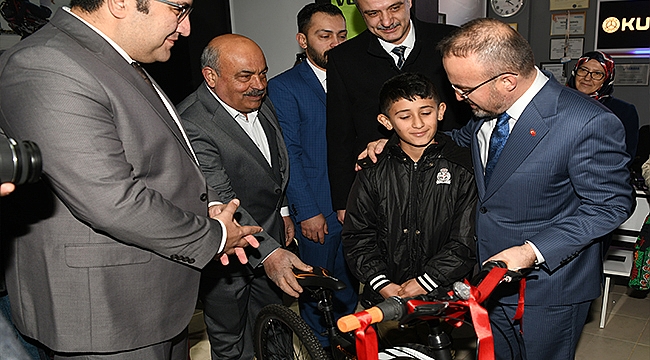 TURAN; "O BAYRAĞA UZANAN EL KIRILIR''