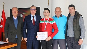 68 KİLODA ÇANAKKALE BİRİNCİSİ OLDU